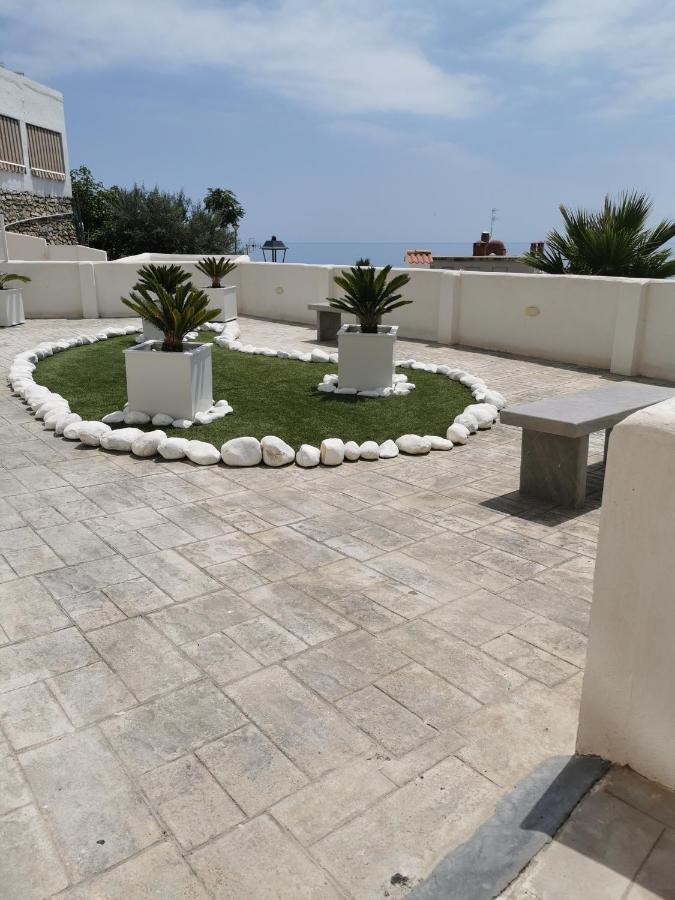 Piso De Lujo En La Playa De Un Pueblo De Granada Con Piscina Infiniti, Yacuzzi En La Piscina, Tumbonas Privadas Y Mucho Mas Melicena Eksteriør bilde